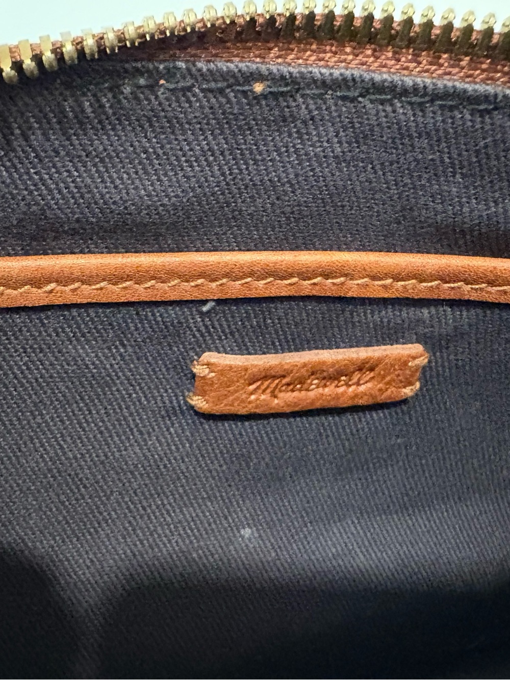 Madewell The Simple crossbody purse in English Saddle Brown - Picture 6 of 7